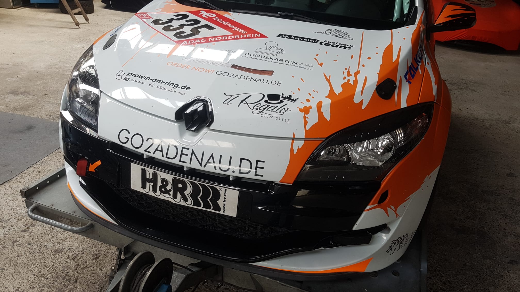 rent2Drive Racing Family – Viel Erfolg beim 24 Stunden Rennen am Nürburgring